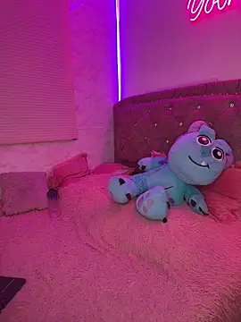 Snapshot of YovngBaby chatting on February 18, 2026, 5:16 am YovngBaby online show from February 18, 2026, 5:16 am