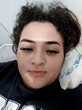 Snapshot of Liancy chatting on February 14, 2025, 3:33 am Liancy online show from February 14, 2025, 3:33 am