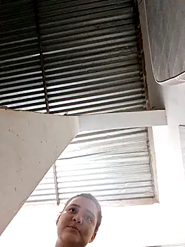 Liancy online show from October 29, 2025, 11:47 pm