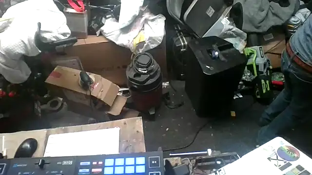 tongueispowerr6d9 online show from January 8, 2025, 8:38 am