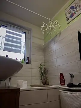 hawkyyy71222 online show from January 17, 2025, 7:30 am