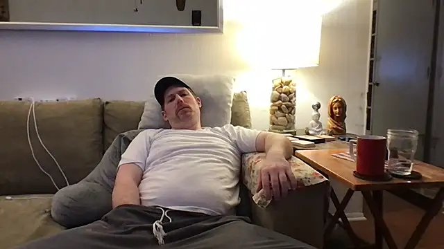 Snapshot of Rock_Pierce chatting on December 17, 2025, 11:32 pm Rock Pierce online show from December 17, 2025, 11:32 pm