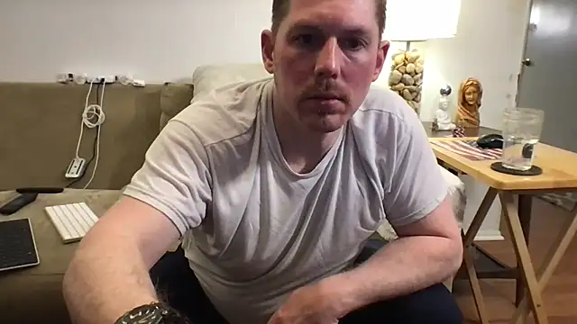 Snapshot of Rock_Pierce chatting on January 7, 2026, 12:32 pm Rock Pierce online show from January 7, 2026, 12:32 pm