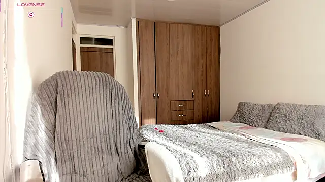 Snapshot of Im_coco chatting on February 8, 2026, 12:47 pm Im coco online show from February 8, 2026, 12:47 pm