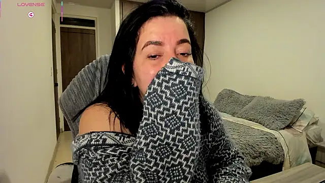 Snapshot of Im_coco chatting on February 11, 2026, 12:43 am Im coco online show from February 11, 2026, 12:43 am