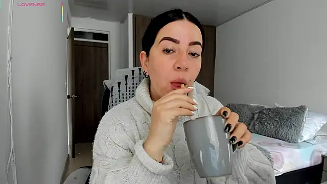 Snapshot of Im_coco chatting on February 23, 2026, 12:28 pm Im coco online show from February 23, 2026, 12:28 pm