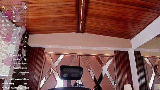 IsabellaaJoness online show from April 19, 2026, 6:10 pm