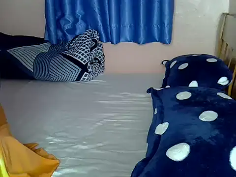 sweet rozie online show from May 15, 2026, 6:44 am
