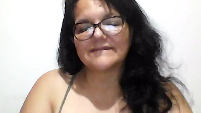 Snapshot of kassandra02 chatting on February 4, 2026, 2:28 am kassandra02 online show from February 4, 2026, 2:28 am