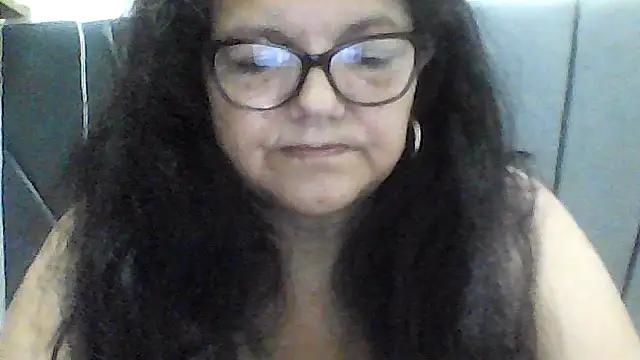 Snapshot of kassandra02 chatting on October 13, 2025, 3:46 pm kassandra02 online show from October 13, 2025, 3:46 pm