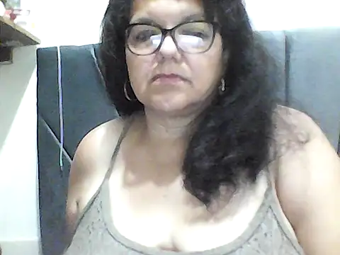 Snapshot of kassandra02 chatting on October 2, 2025, 2:42 pm kassandra02 online show from October 2, 2025, 2:42 pm