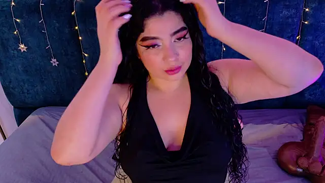 Snapshot of AgathaLynx chatting on December 18, 2025, 10:41 am AgathaLynx online show from December 18, 2025, 10:41 am