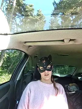 LoLa-69-X online show from September 27, 2025, 8:09 am