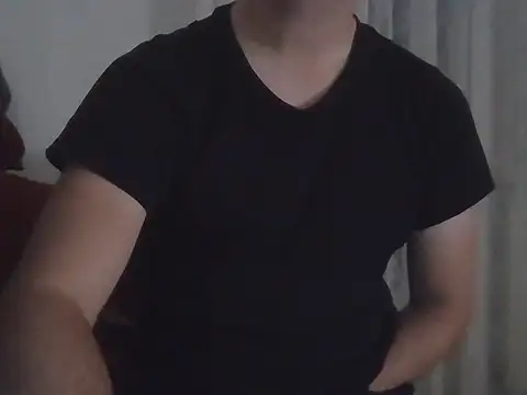 Snapshot of fikoivos chatting on October 19, 2025, 5:59 pm fikoivos online show from October 19, 2025, 5:59 pm