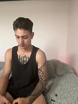 aliensexy online show from March 15, 2025, 11:39 pm