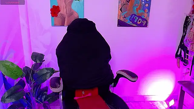 pandorabeker online show from March 3, 2026, 10:50 pm