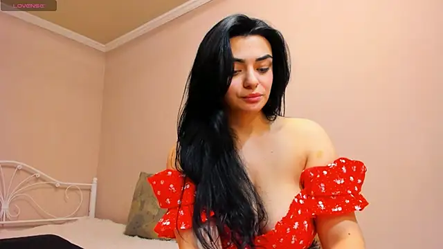 Snapshot of _cleopattra_ chatting on December 17, 2024, 7:48 pm cleopattra online show from December 17, 2024, 7:48 pm