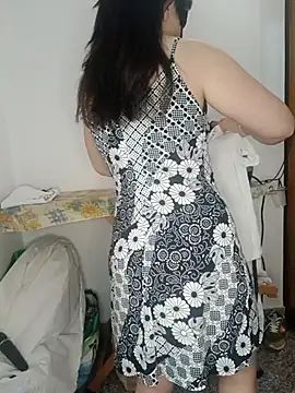 Snapshot of SexySweetPaola chatting on May 20, 2026, 6:54 am SexySweetPaola online show from May 20, 2026, 6:54 am