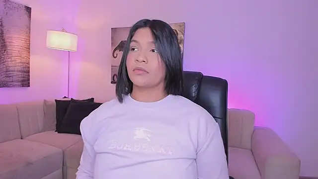 Snapshot of alaia7h chatting on November 20, 2025, 7:36 pm alaia7h online show from November 20, 2025, 7:36 pm