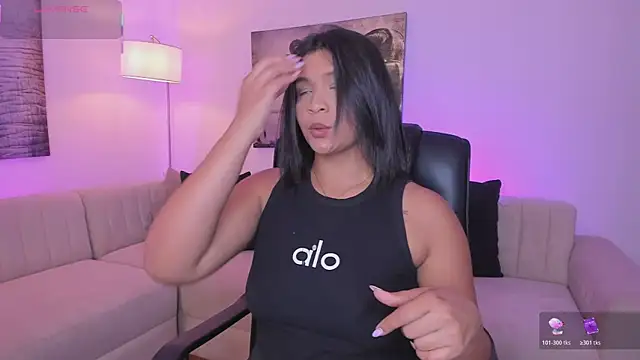 Snapshot of alaia7h chatting on December 1, 2025, 7:37 pm alaia7h online show from December 1, 2025, 7:37 pm