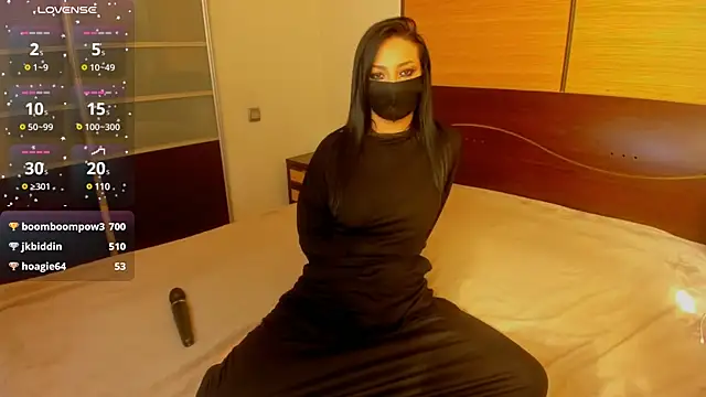 Snapshot of habibi_moon chatting on February 26, 2025, 6:19 am habibi moon online show from February 26, 2025, 6:19 am