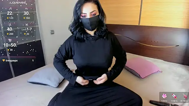 Snapshot of habibi_moon chatting on October 11, 2025, 2:56 am habibi moon online show from October 11, 2025, 2:56 am
