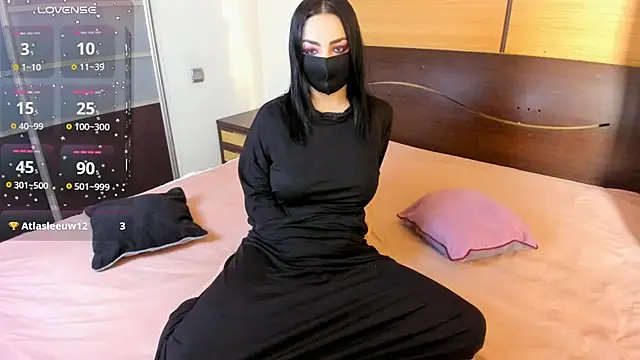 habibi moon online show from November 25, 2025, 3:18 am