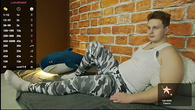 charlie smiley online show from December 14, 2025, 10:21 am