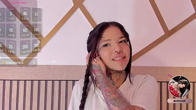 NinaInk online show from January 8, 2026, 12:11 pm