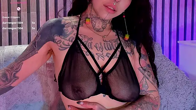 NinaInk online show from April 11, 2026, 11:25 am