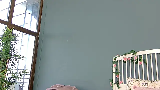 Snapshot of AlicePirs chatting on April 7, 2026, 4:14 am AlicePirs online show from April 7, 2026, 4:14 am