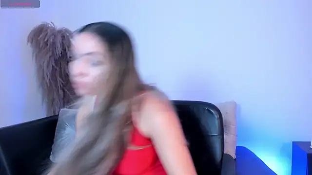 Snapshot of Alessia_Taylorr chatting on November 10, 2025, 11:37 am Alessia Taylorr online show from November 10, 2025, 11:37 am