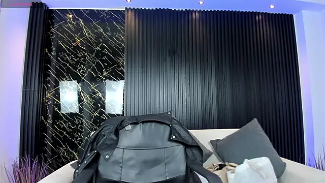 Snapshot of Alessia_Taylorr chatting on November 5, 2025, 11:24 am Alessia Taylorr online show from November 5, 2025, 11:24 am