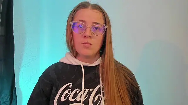 tekila   online show from February 12, 2025, 5:37 pm