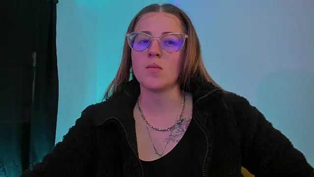 tekila   online show from February 13, 2025, 10:54 pm