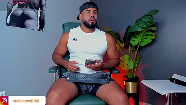 noah crux online show from March 16, 2026, 9:50 pm