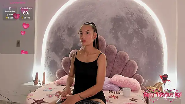 Snapshot of Valeria_Fitness chatting on February 16, 2026, 7:34 pm Valeria Fitness online show from February 16, 2026, 7:34 pm