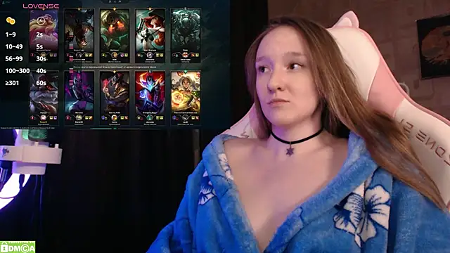 Snapshot of MoonlishSiren chatting on March 2, 2025, 9:08 pm MoonlishSiren online show from March 2, 2025, 9:08 pm