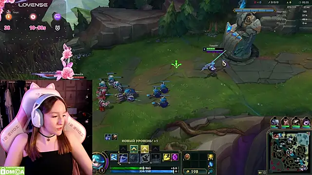 Snapshot of MoonlishSiren chatting on January 8, 2025, 9:01 pm MoonlishSiren online show from January 8, 2025, 9:01 pm