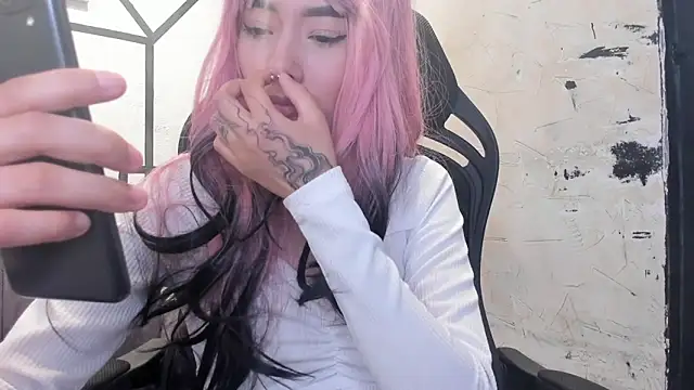 MelodyBliss online show from September 26, 2025, 10:27 pm