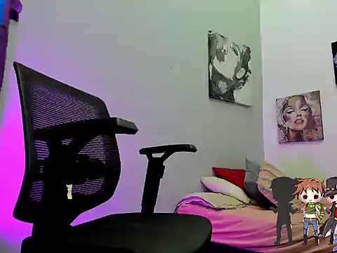 Charlotte Joestar online show from September 16, 2025, 10:49 am