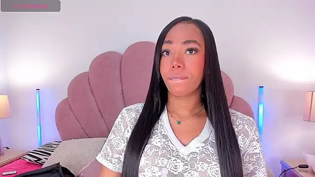 Snapshot of Nicole_Paradise chatting on February 11, 2026, 1:11 pm Nicole Paradise online show from February 11, 2026, 1:11 pm