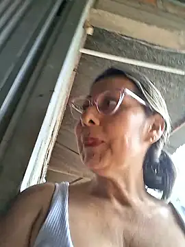 Snapshot of Mia-funny20 chatting on January 15, 2026, 8:56 pm Mia-funny20 online show from January 15, 2026, 8:56 pm