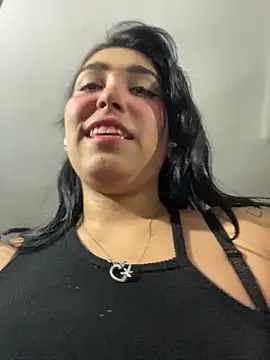 emma  cute   online show from November 8, 2025, 11:25 am