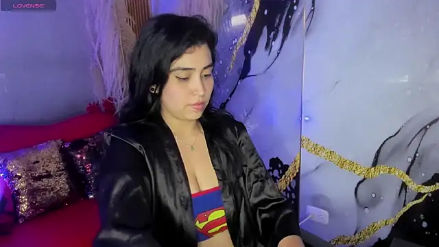 emma  cute   online show from October 4, 2025, 5:03 pm