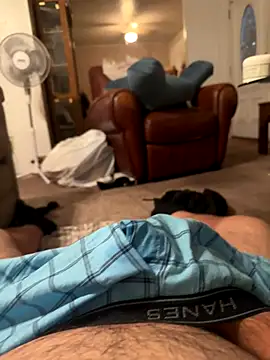 Snapshot of Jayare95 chatting on November 3, 2025, 4:17 am Jayare95 online show from November 3, 2025, 4:17 am