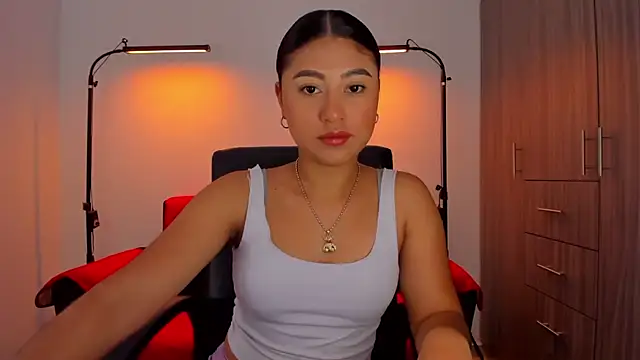 Snapshot of cloy_baby__ chatting on October 10, 2025, 10:38 am cloy baby online show from October 10, 2025, 10:38 am