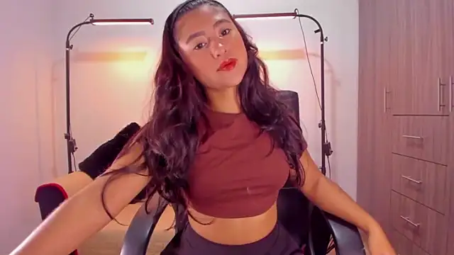 Snapshot of cloy_baby__ chatting on June 17, 2026, 10:25 am cloy baby online show from June 17, 2026, 10:25 am