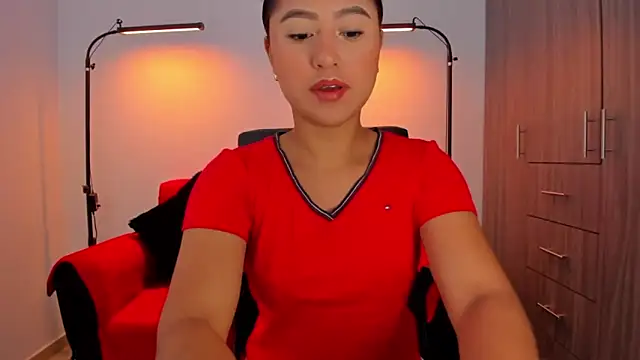 Snapshot of cloy_baby__ chatting on December 1, 2025, 10:49 am cloy baby online show from December 1, 2025, 10:49 am