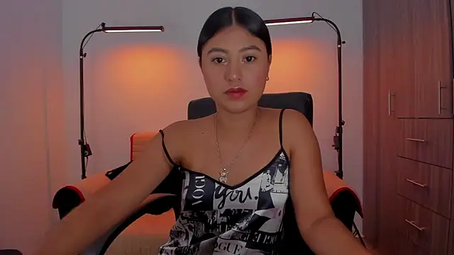 Snapshot of cloy_baby__ chatting on March 19, 2025, 12:04 am cloy baby online show from March 19, 2025, 12:04 am